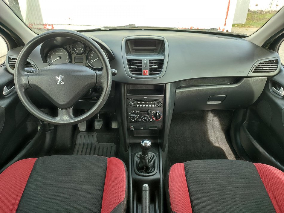 Peugeot 207 1.4i 