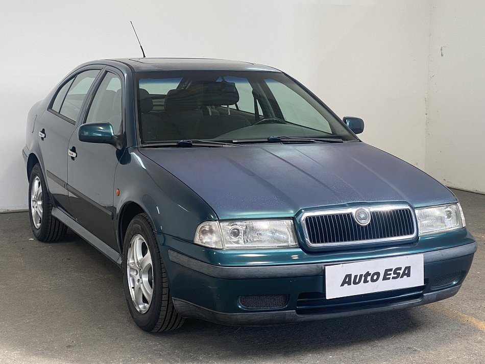 Škoda Octavia 1.8i 